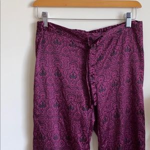 ⭐️3/$15 Silky smooth PJ pants with a paisley design.
